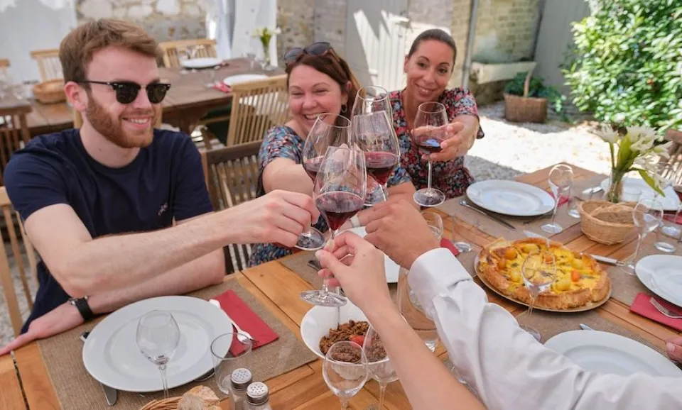 Visite de caves, atelier de dégustation et déjeuner
