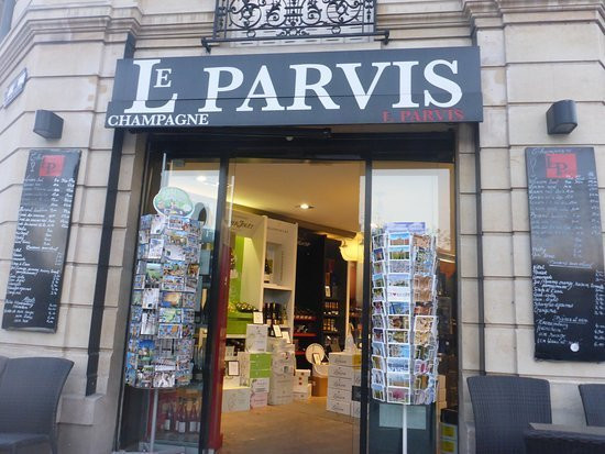 Le Parvis, cave à Champagnes