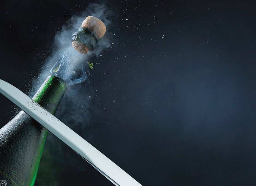 Champagne Pol Couronne - Sabrage in Reims