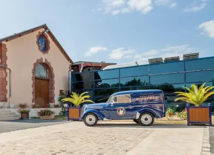 Visit Champagne Vincent D'Astrée - Tour & tasting