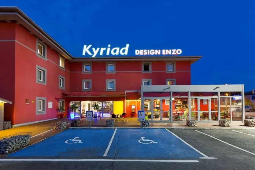 Enzo Hotels Reims Tinqueux by Kyriad Direct