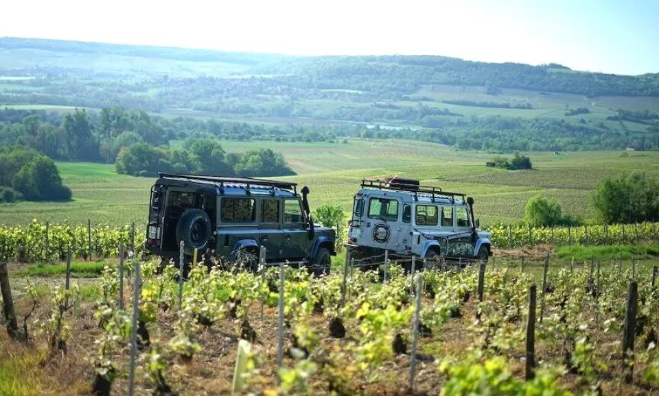 Jeep Tour wijngaarden en proeverij 2 Champagnes