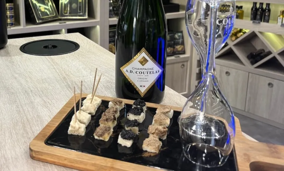 Discovery of the combination of truffle & champagne