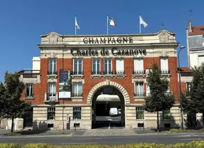 Wijnproeverij (REIMS) - Champagne Charles de Cazanove